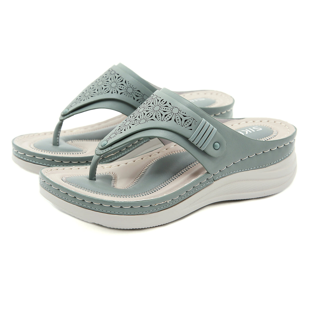 SolaceWalk | Comfort Wedges